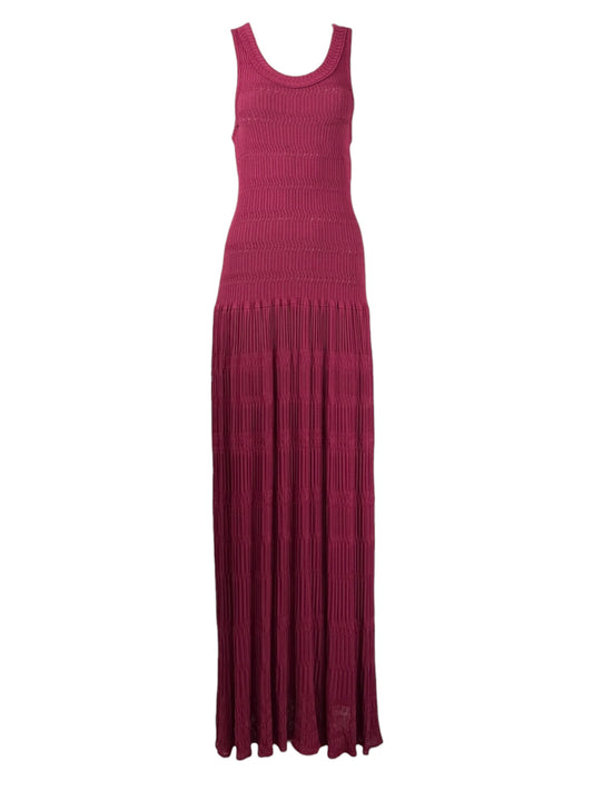 Alaïa - Long sleeveless dress in burgundy knit