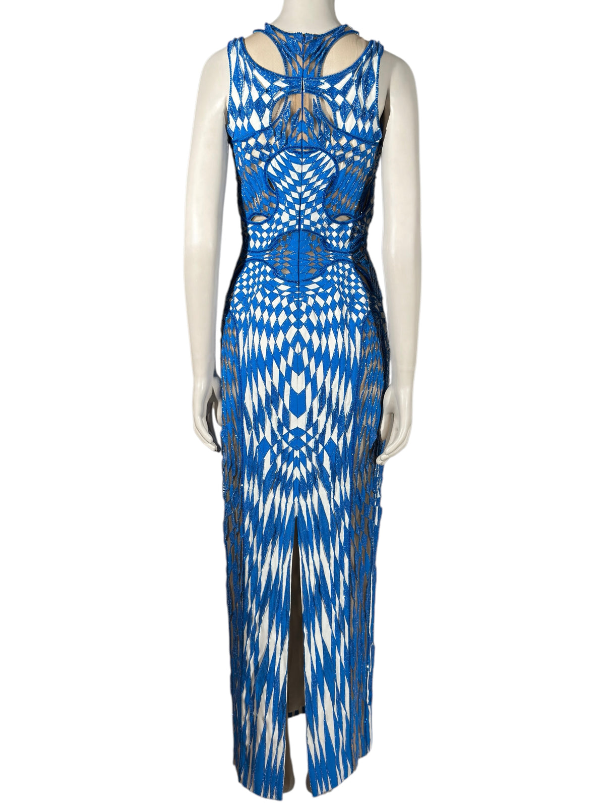 Atelier Versace Spring 2016 Maxi beaded geometric white blue dress