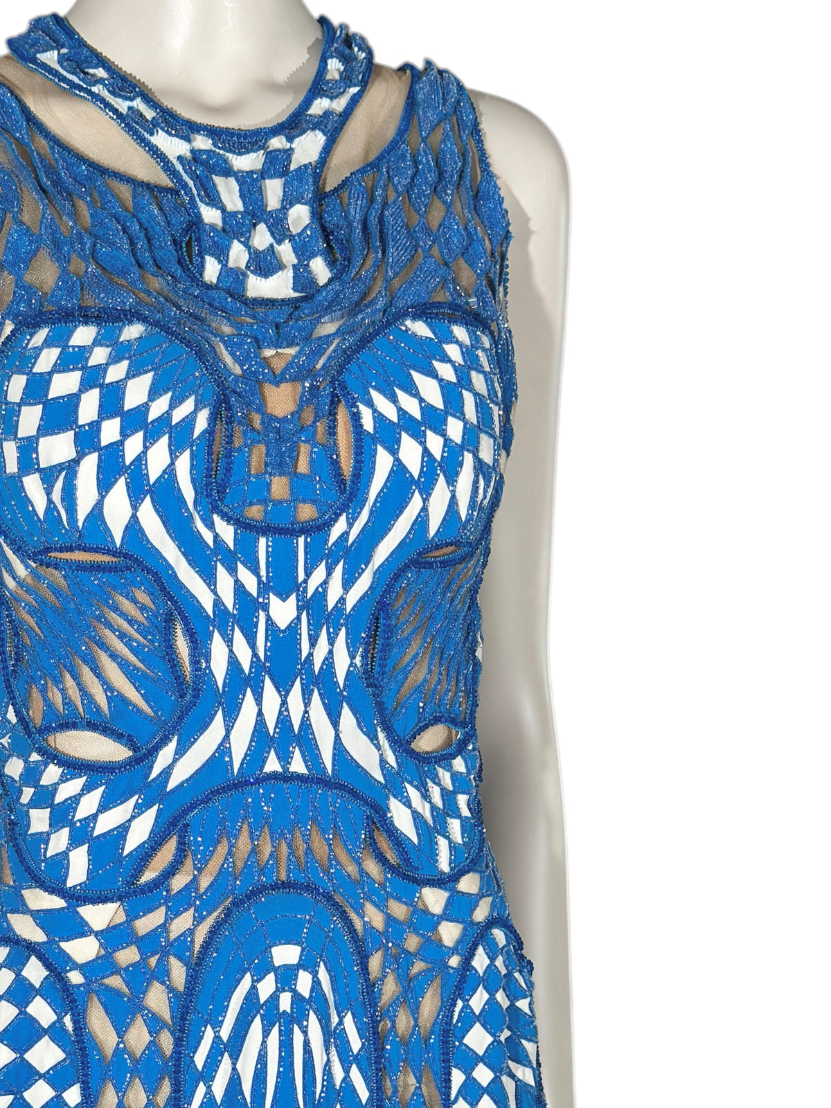 Atelier Versace Spring 2016 Maxi beaded geometric white blue dress