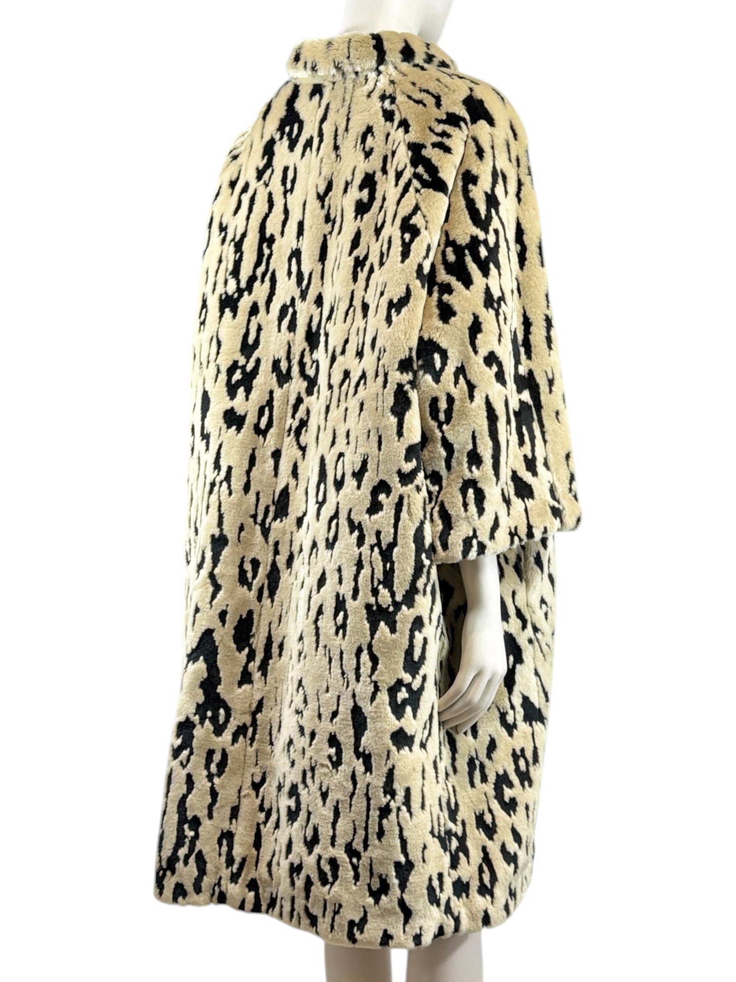 Balenciaga Demna Gvasalia Fall 2017 faux fur leopard coat
