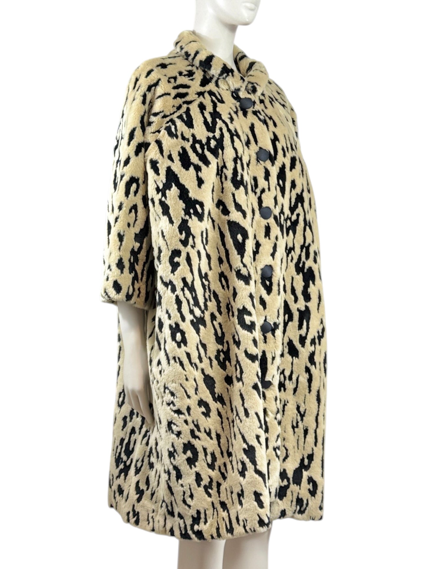 Balenciaga Demna Gvasalia Fall 2017 faux fur leopard coat