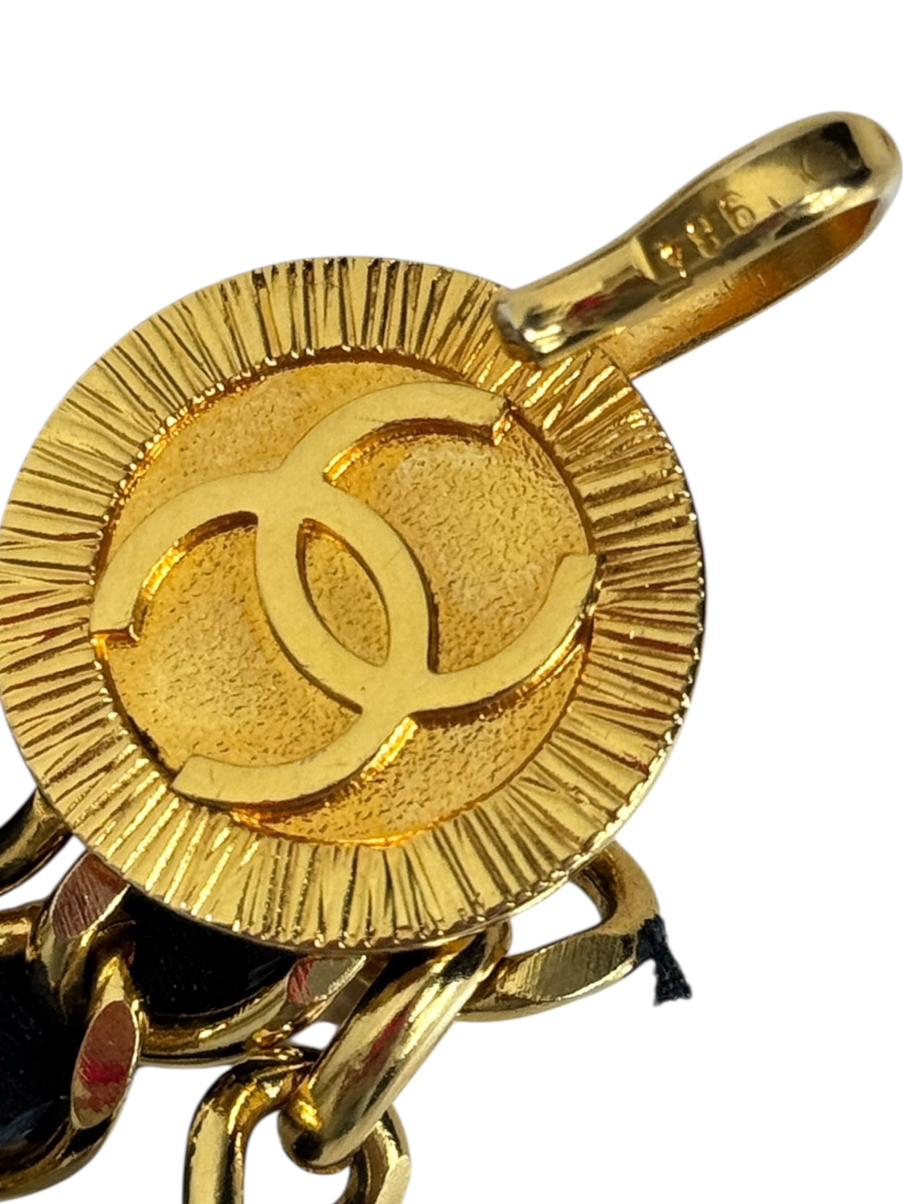 Chanel 1984 chain belt leather