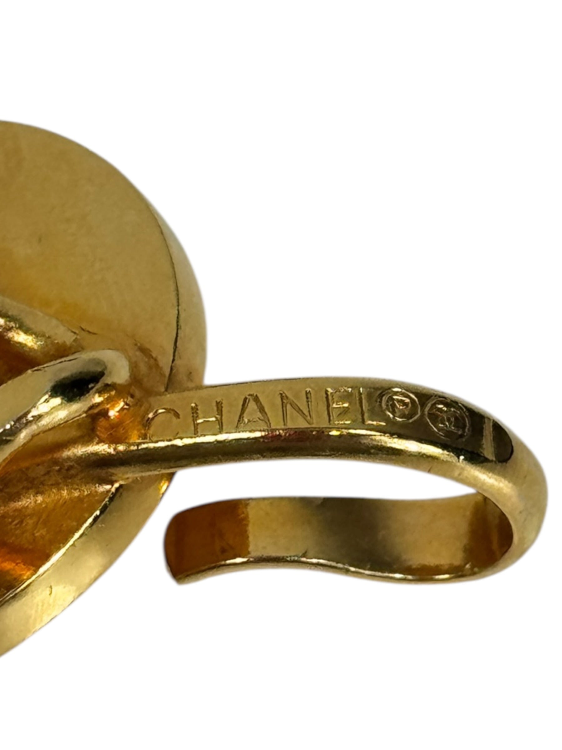 Chanel 1984 chain belt leather