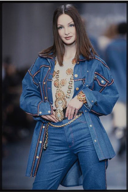 Chanel Gripoix Fall 1993 Glass Gilded metal brooch