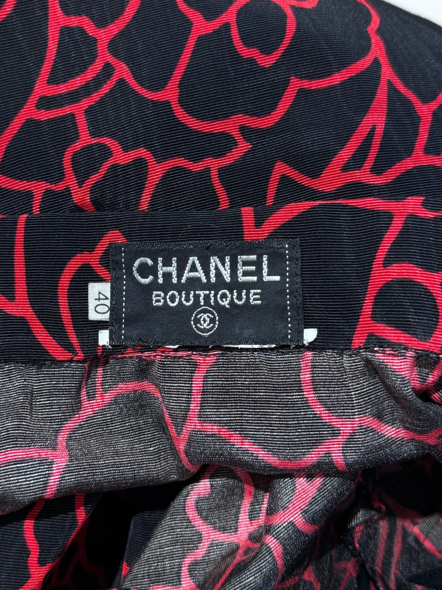 Chanel Karl Lagerfeld 1989 Camelia black red printed skirt