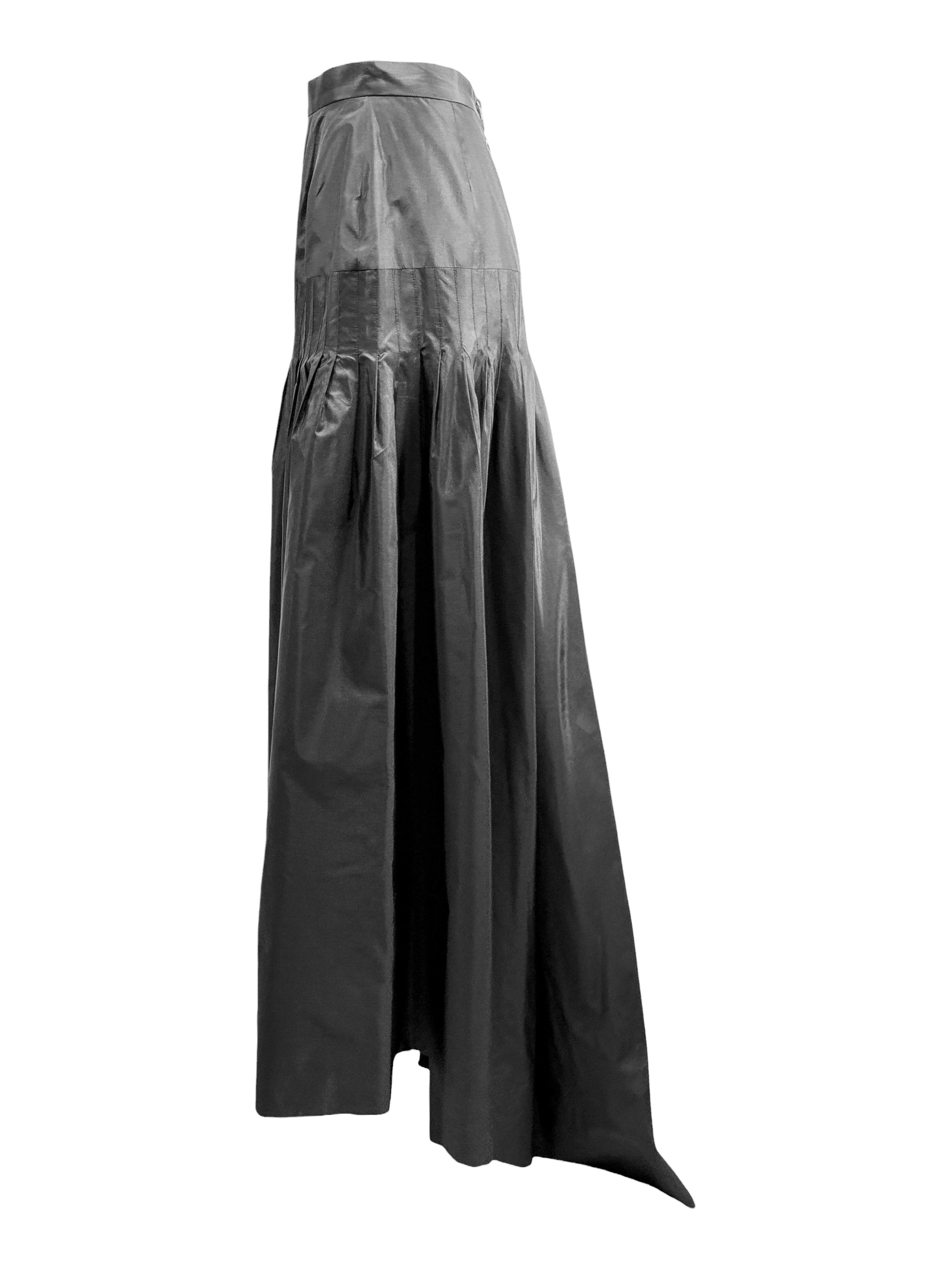 Chanel Karl Lagerfeld Fall 1998 Black silk train taffeta skirt