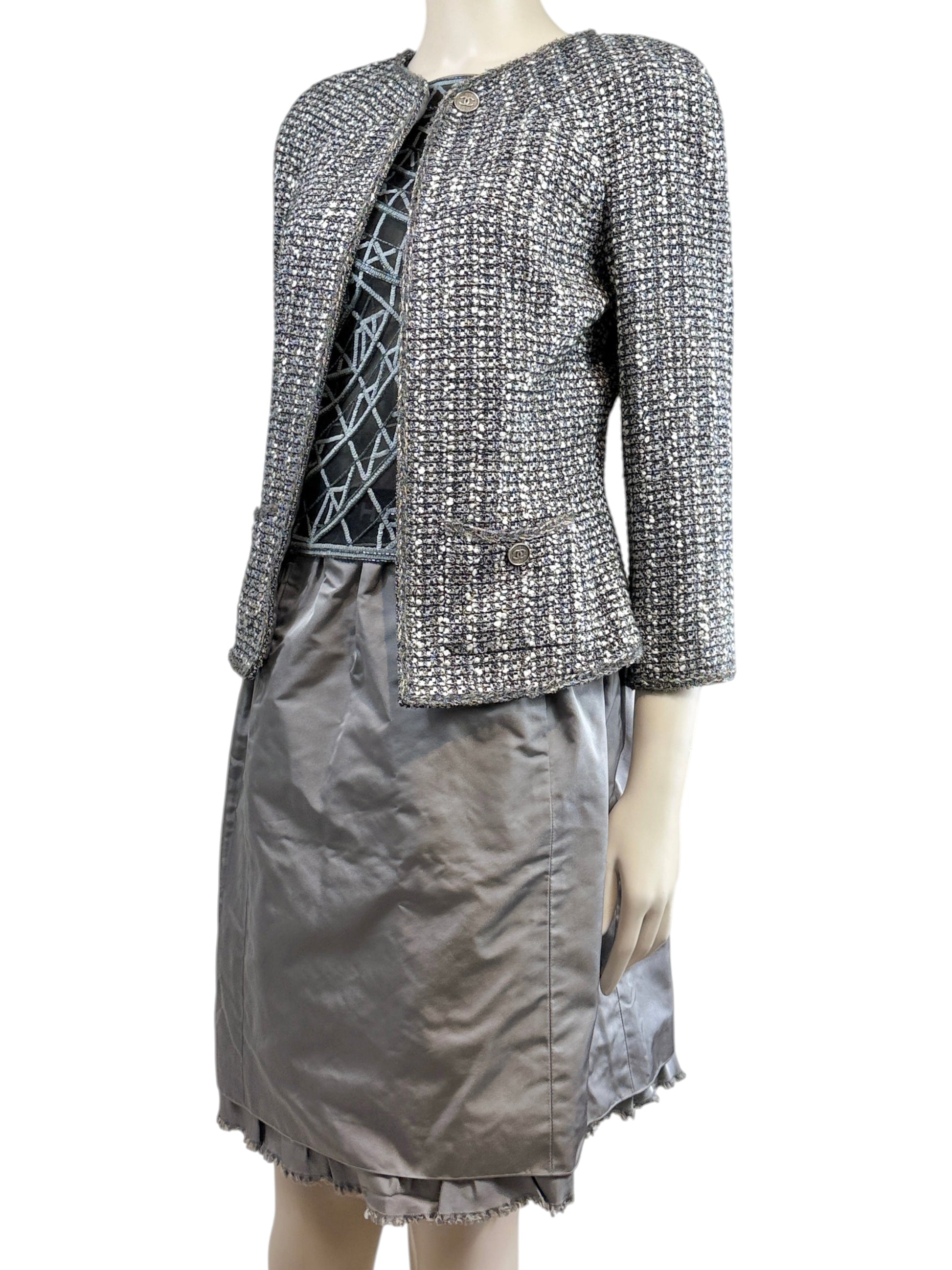 Chanel Karl Lagerfeld Spring 2006 Grey tweed suit