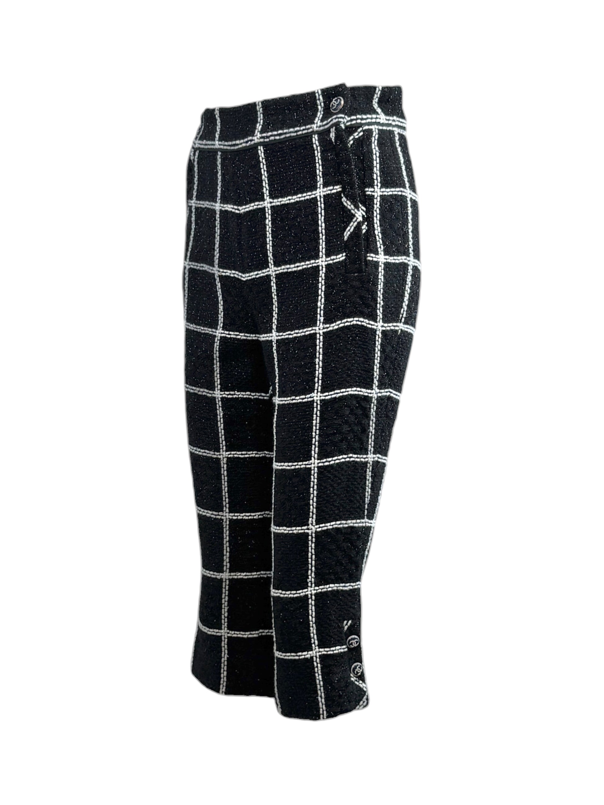 Chanel Virginie Viard Spring 2020 Look 13 Short tweed cropped trousers