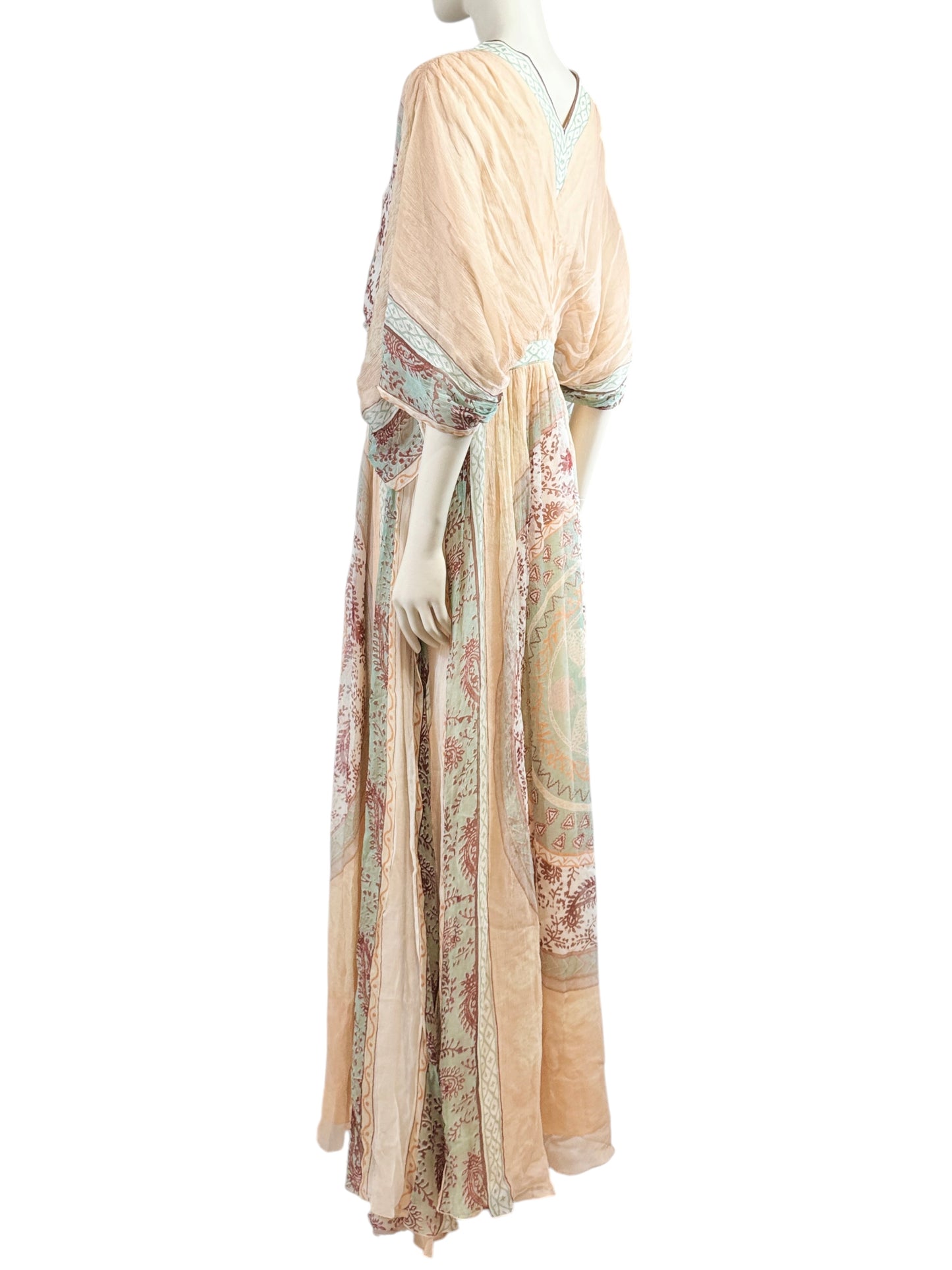 Chloé Natacha Ramsay Levy Resort 2018 Look 20 Maxi crepe silk printed dress