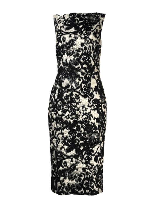 Christian Dior Bill Gayten - Autumn/Winter 2012-2013  - Sleeveless dress in white and black wool and silk