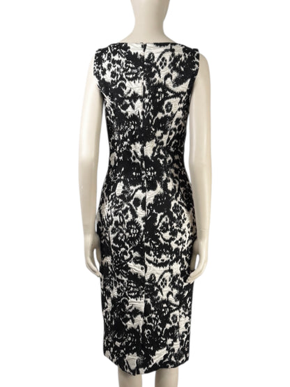 Christian Dior Bill Gayten - Autumn/Winter 2012-2013  - Sleeveless dress in white and black wool and silk