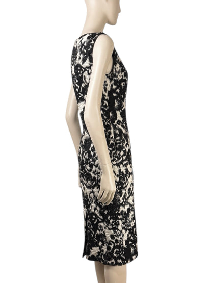 Christian Dior Bill Gayten - Autumn/Winter 2012-2013  - Sleeveless dress in white and black wool and silk