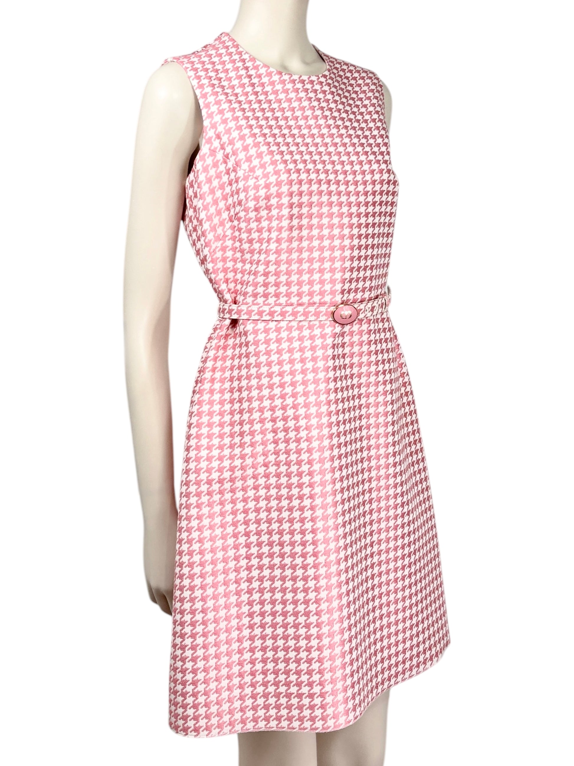 Christian Dior Maria Grazia Chiuri 2022 white pink houndstooth dress