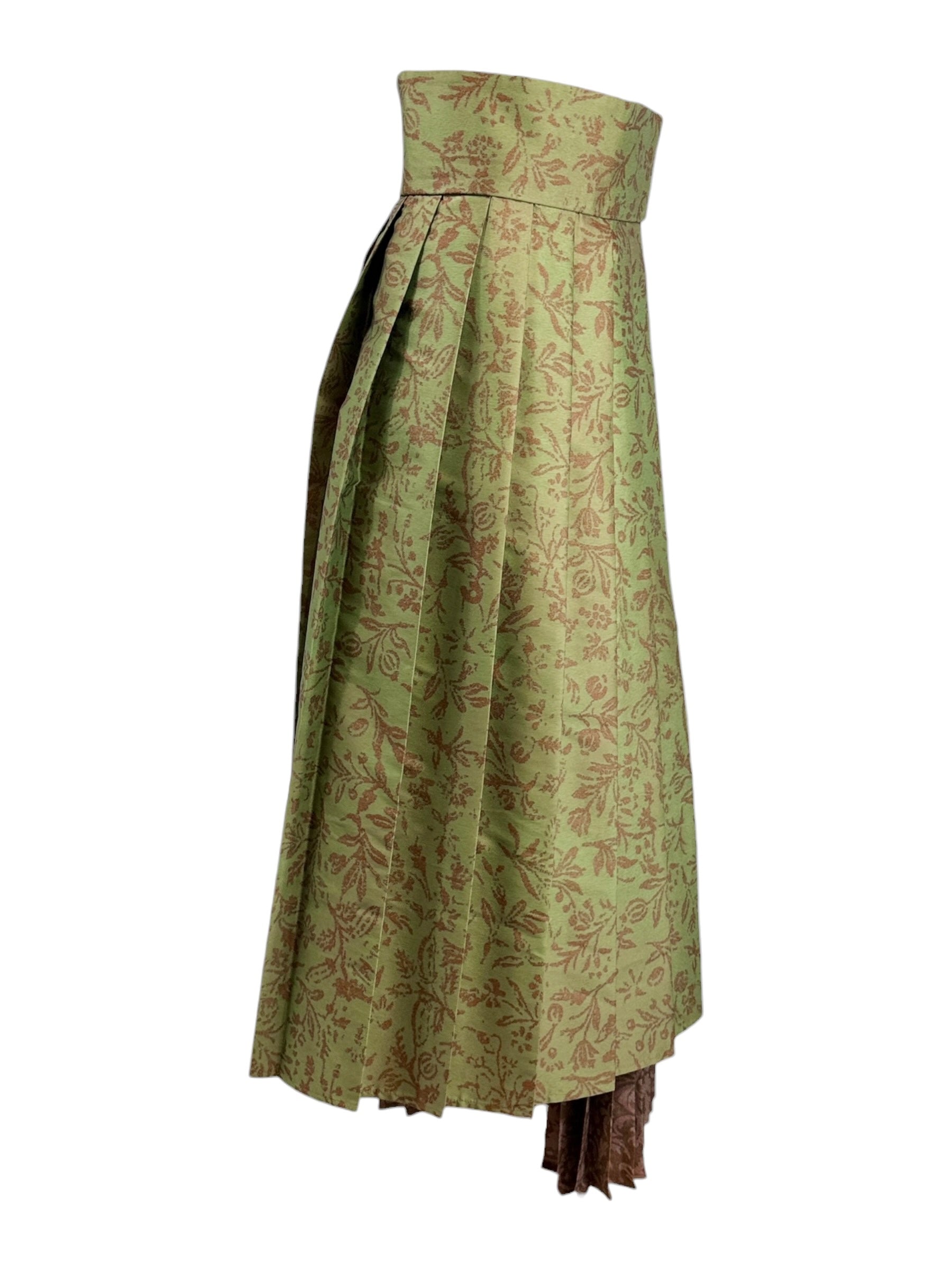 Christian Dior Maria Grazia Chiuri Fall 2022 Look 67 floral printed pleated skirt