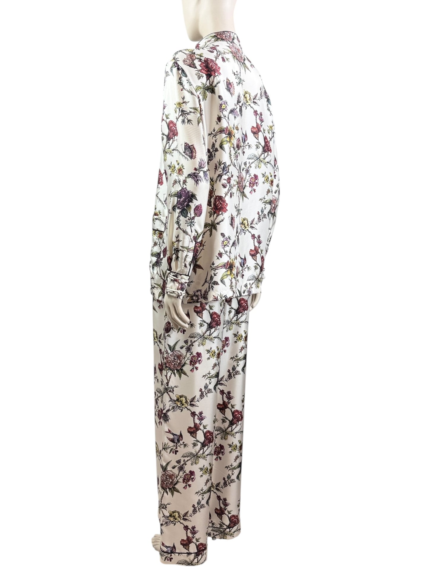 Christian Dior Maria Grazia Chiuri Prefall 2023 Cheongsam silk pyjama