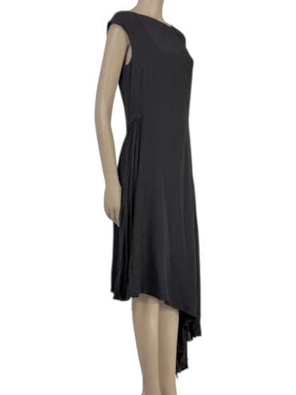 Christian Dior  Raf Simons - Resort 2014  - Sleeveless asymmetrical dress in black silk crepe, partially pleated 7