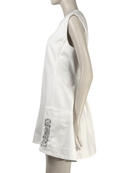 Christian Dior  Raf Simons - Resort 2016  - Sleeveless zip-up dress in white cotton, two pockets embroidered with silver glass beads