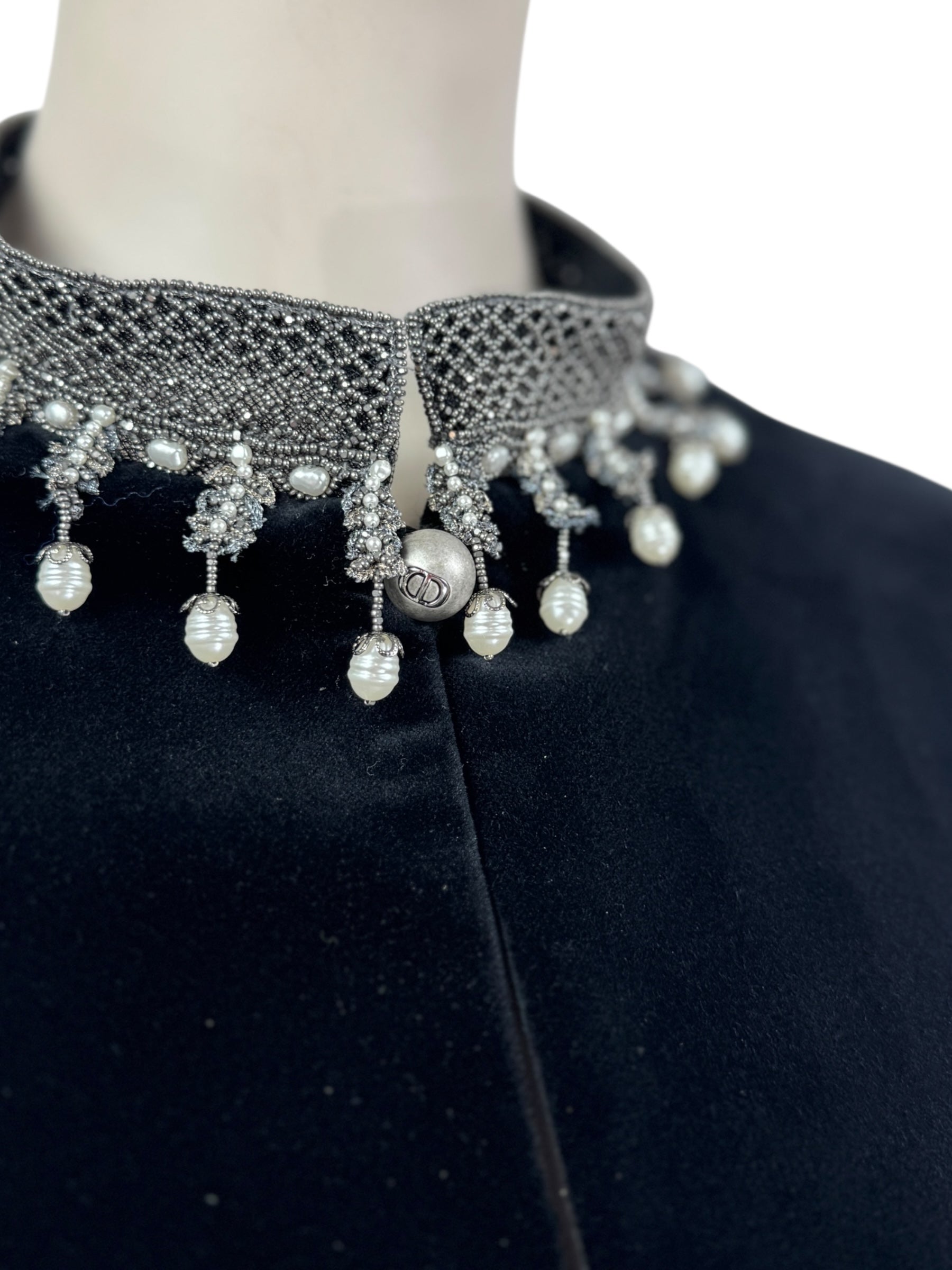 Christian Dior X Maria Grazia Chiuri Resort 2025 velvet jacket