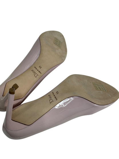 Christian Dior pink pump patent