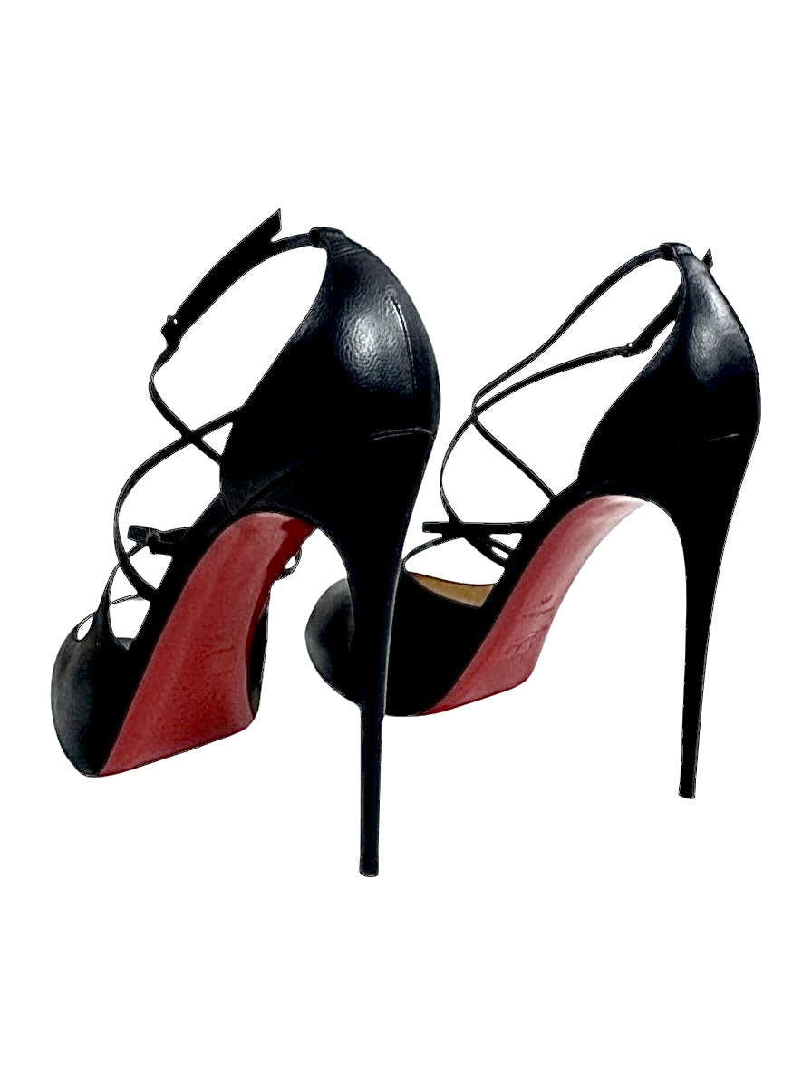 Christian Louboutin black lambskin holly pumps