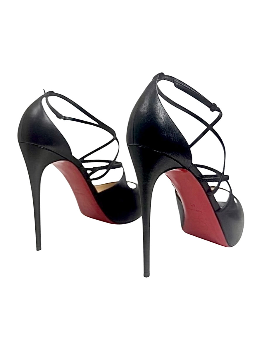 Christian Louboutin black lambskin holly pumps