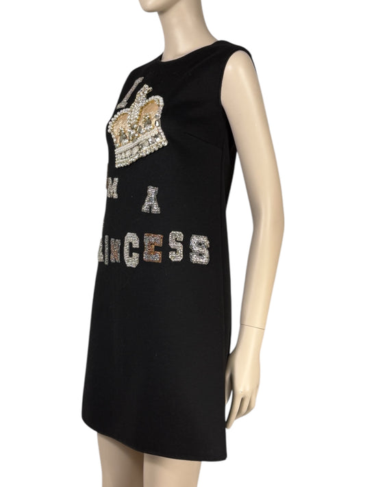 Dolce & Gabbana - "Fairytale" Collection Autumn/Winter 2016-2017 - Sleeveless black wool dress adorned with "I am a Princess" 1