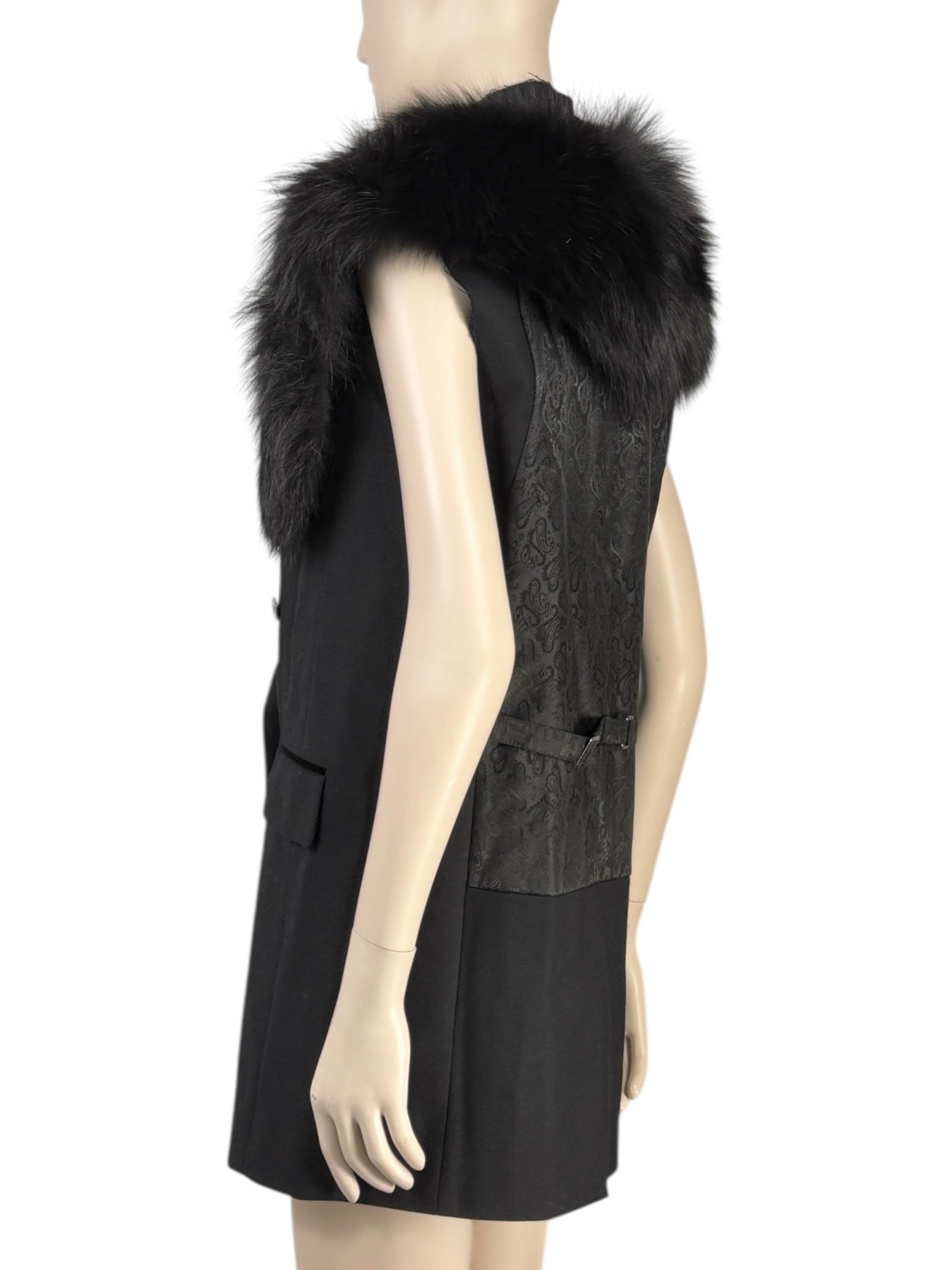 Dolce & Gabbana - Sleeveless jacket in black wool, detachable collar in glossy fox fur, vest-style back in shaped crepe 3