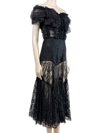 Dolce and Gabbana Spring 2017 Look 22 Black lace bustier dress