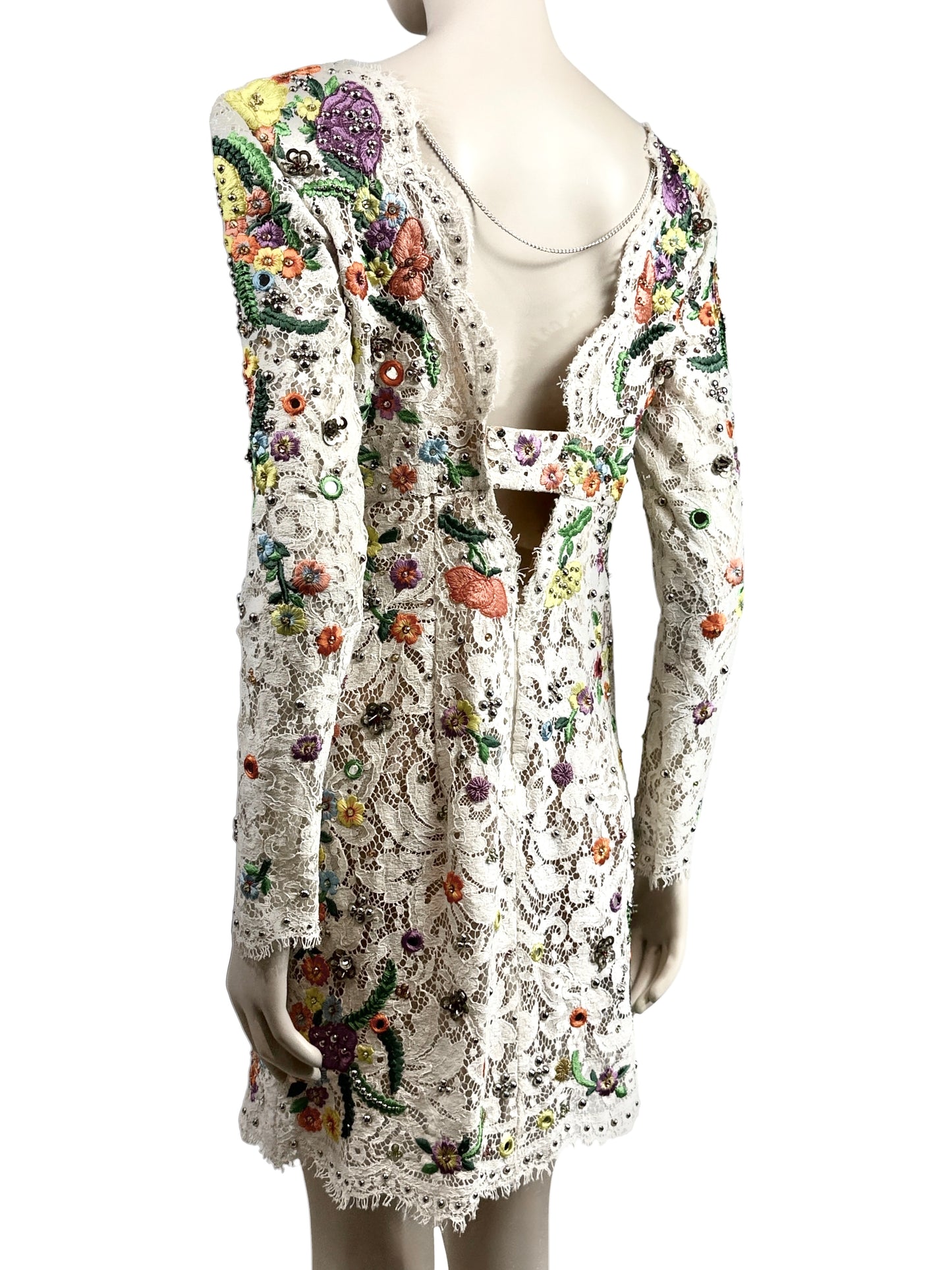 Emilio Pucci Peter Dundas Spring 2015 Look 1 Guipure lace floral dress