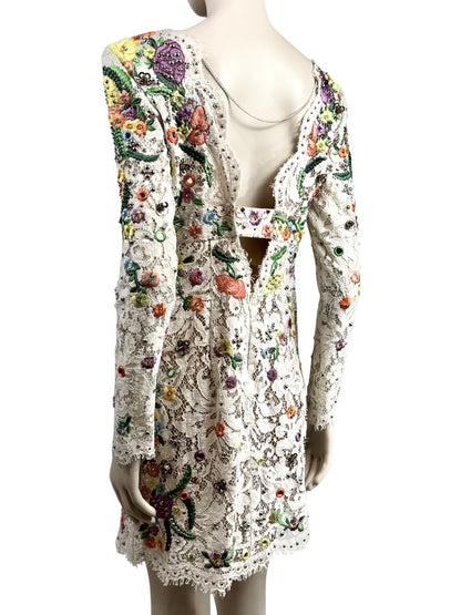 Emilio Pucci Peter Dundas Spring 2015 Look 1 Guipure lace floral dress