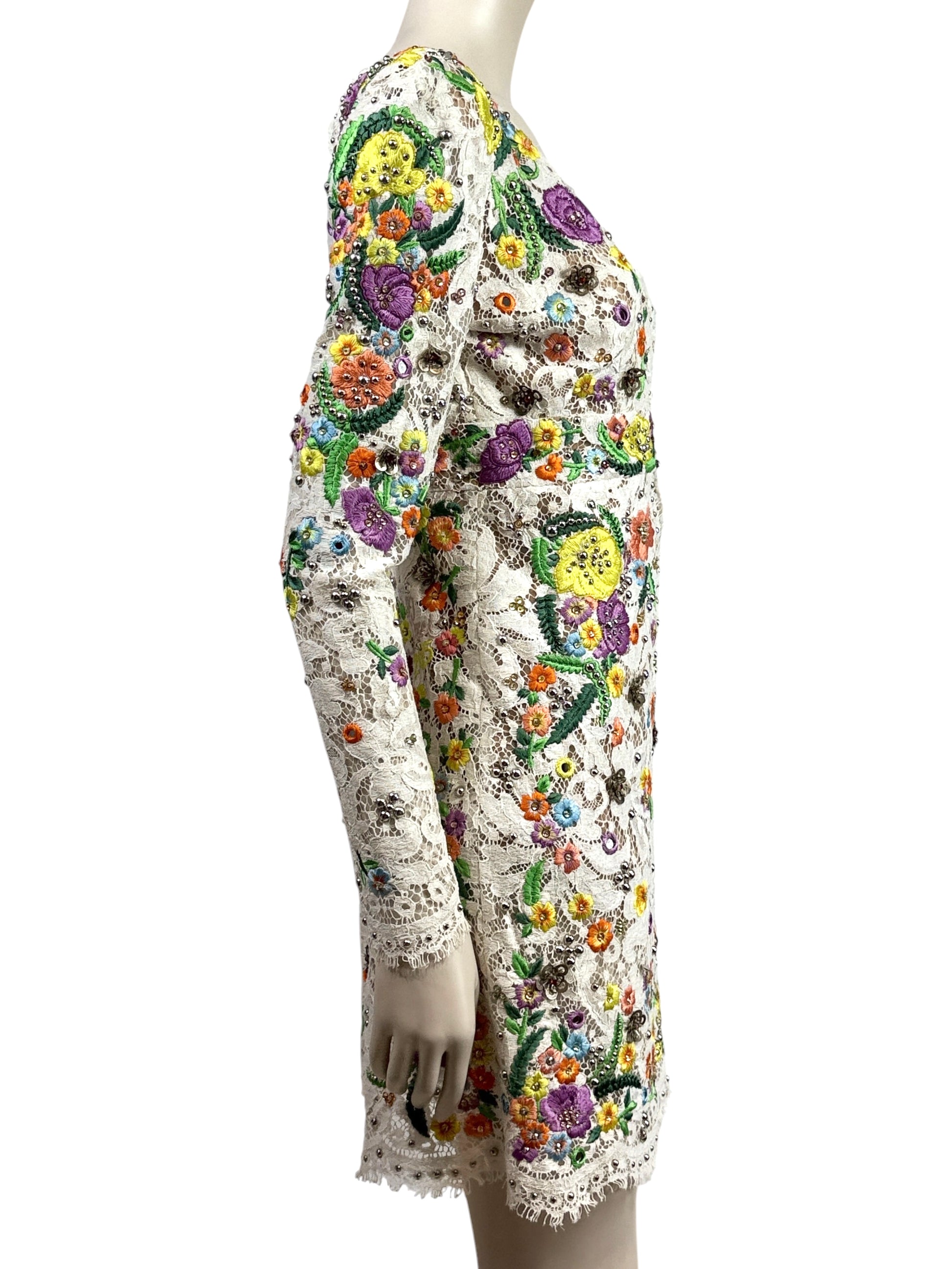 Emilio Pucci Peter Dundas Spring 2015 Look 1 Guipure lace floral dress