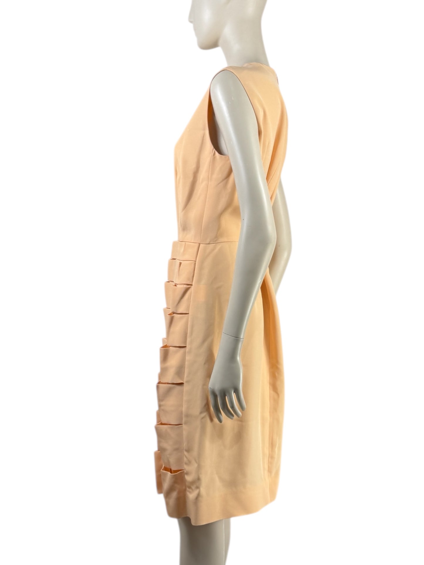 Fendi  Karl Lagerfeld & Silvia Venturini Fendi - Spring/Summer 2013  - Sleeveless dress in apricot viscose and silk 3