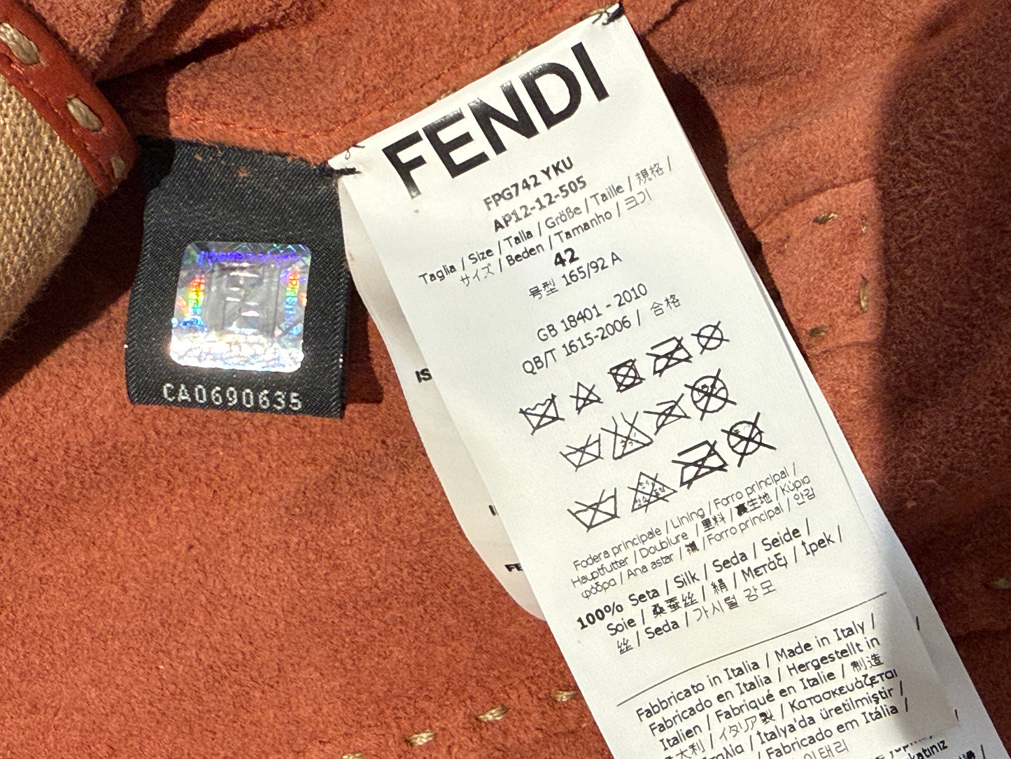 Fendi_Selleria_graind_leither_suit_10
