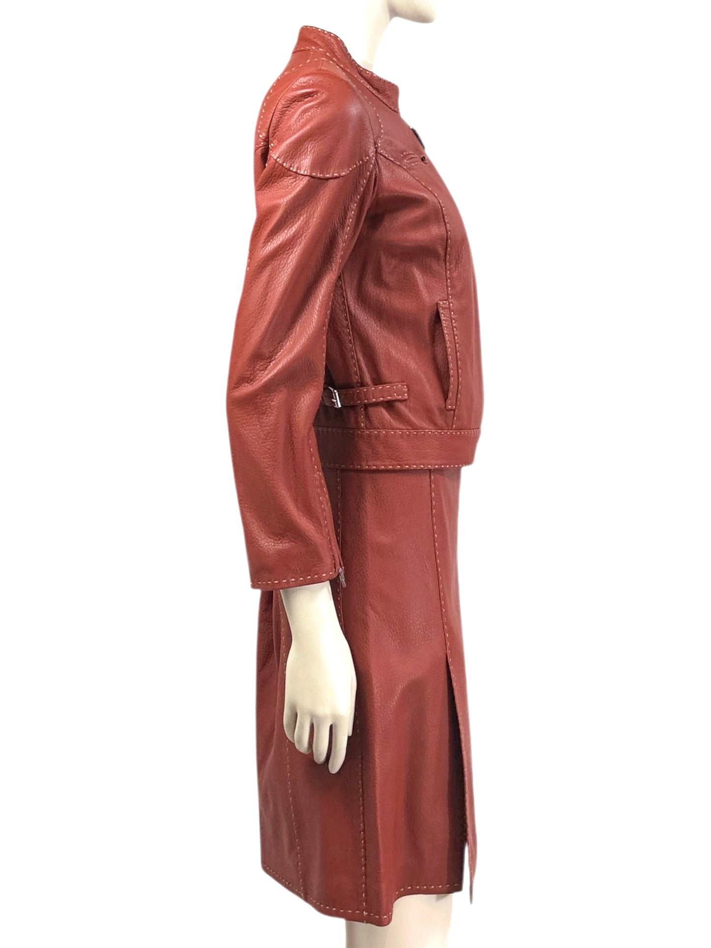 Fendi_Selleria_graind_leither_suit_7