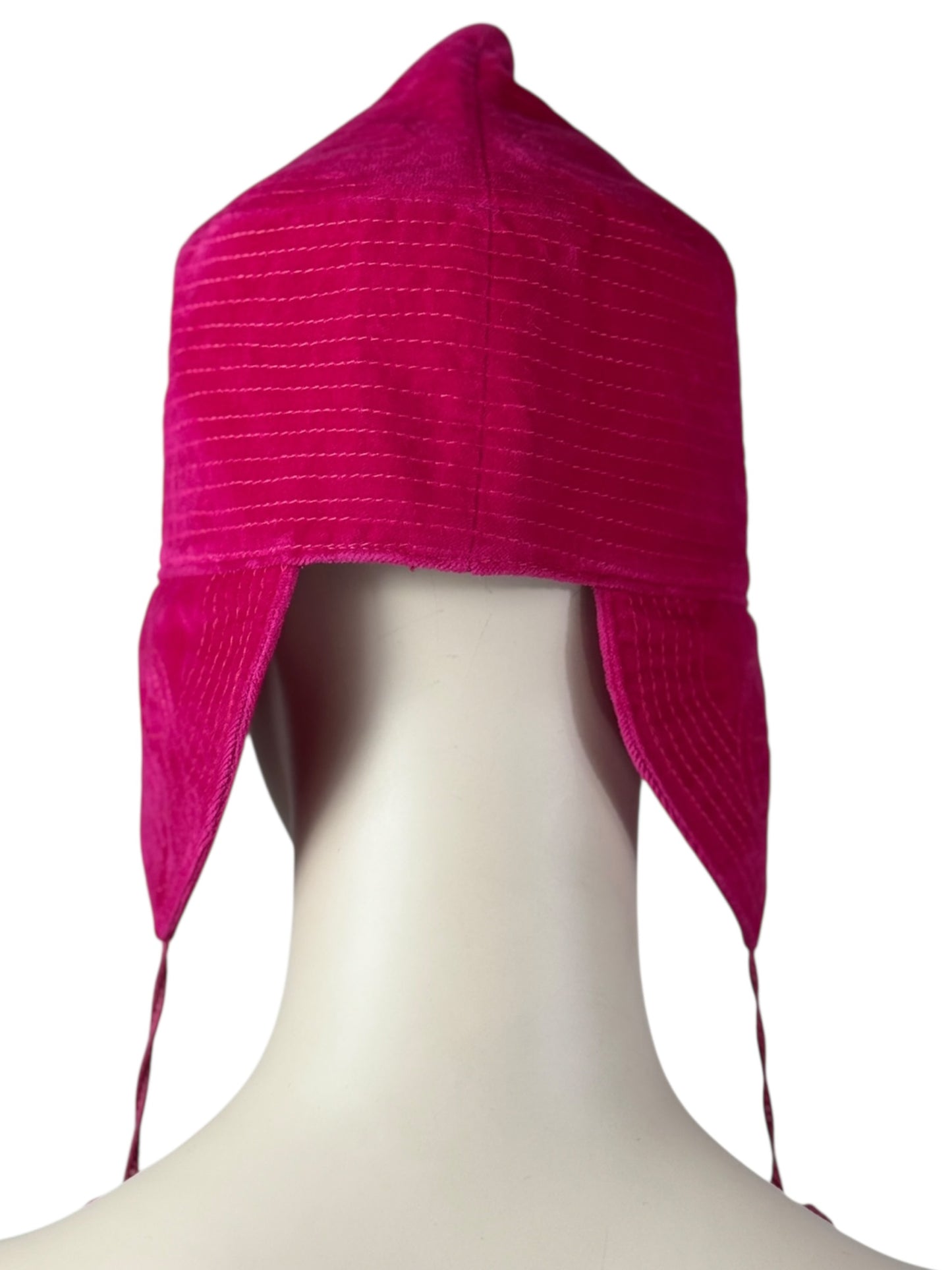 Gucci Alessandro Michele Fall 2018 Look 52 Pink tassel hat 