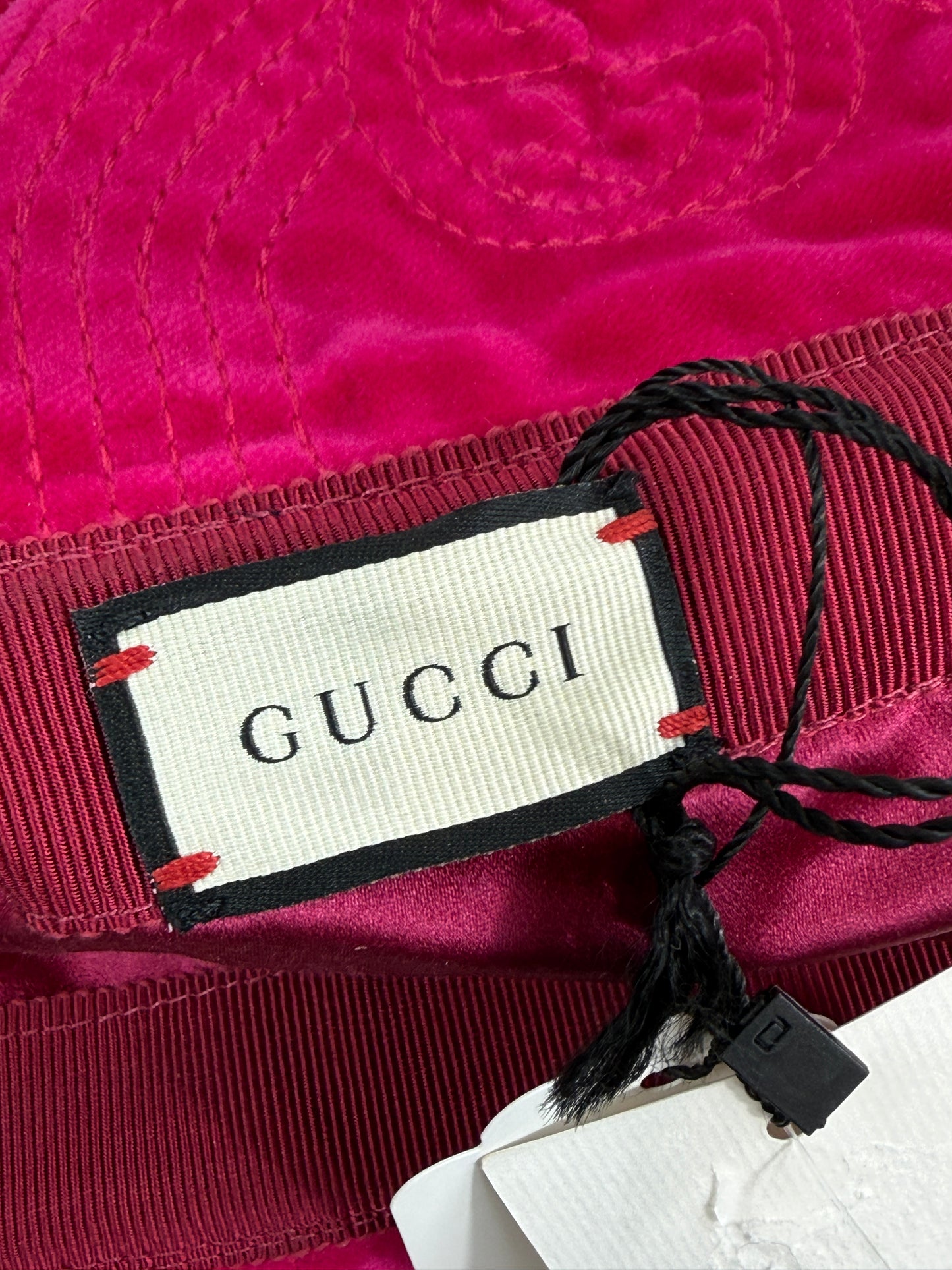 Gucci Alessandro Michele Fall 2018 Look 52 Pink tassel hat 