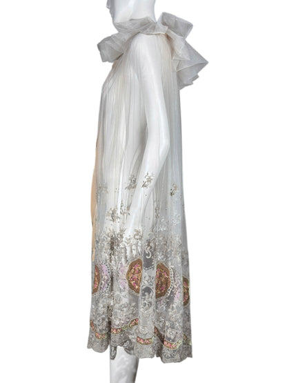 Gucci Alessandro Michele Fall 2019 Look 53 Grey embroidered tulle cape