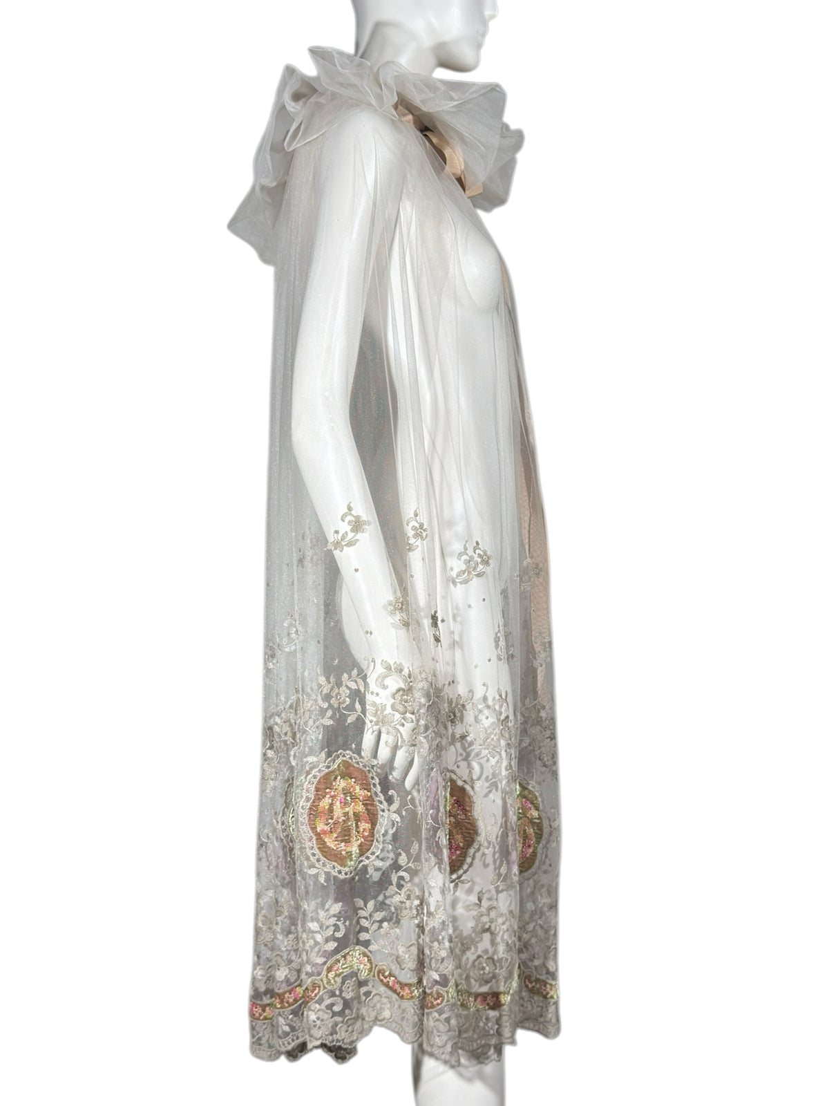Gucci Alessandro Michele Fall 2019 Look 53 Grey embroidered tulle cape