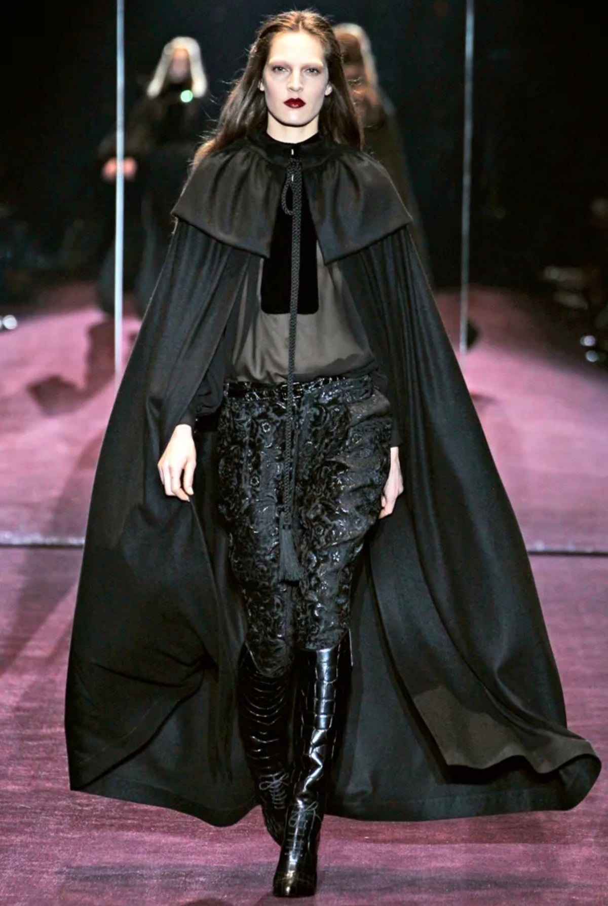 Gucci Frida Giannini Fall 2012 Look 29 Black cashmere cape