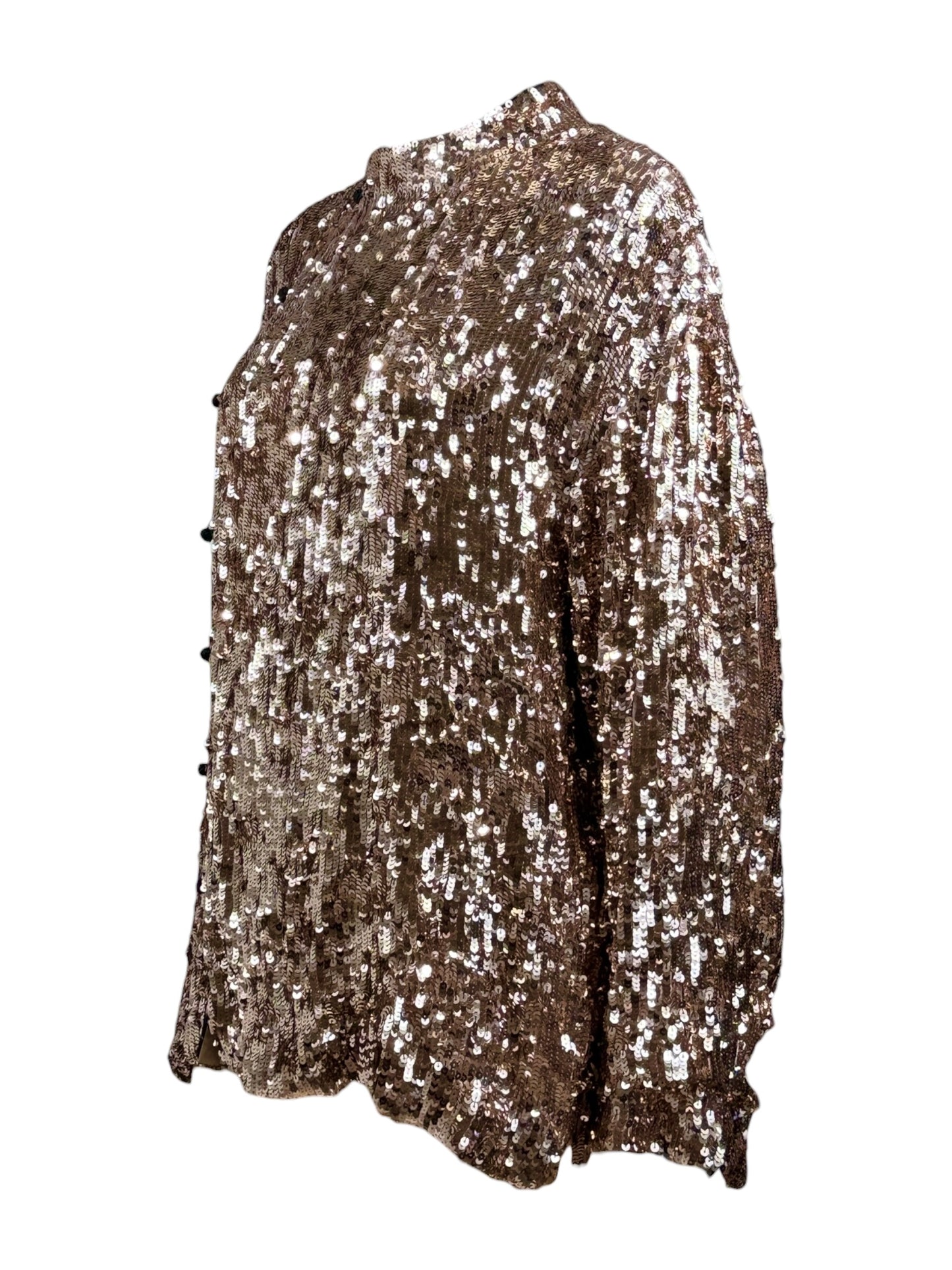 Gucci Salon Alessandro Michele Resort 2023 Look 77 Gold sequined cheongsam shirt