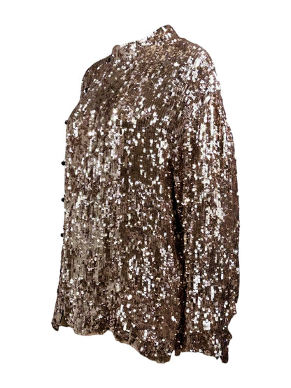 Gucci Salon Alessandro Michele Resort 2023 Look 77 Gold sequined cheongsam shirt