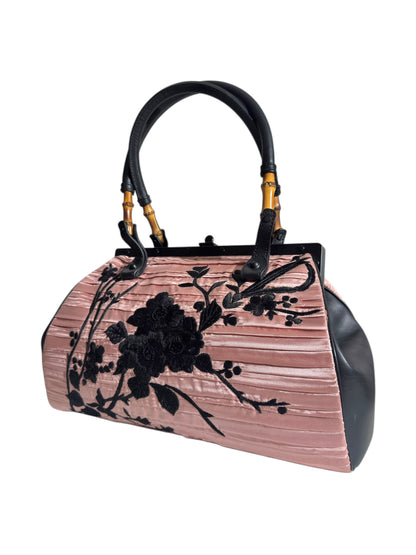 Gucci Tom Ford Spring 2003 Pink pleated kimono embroidered bag black silk
