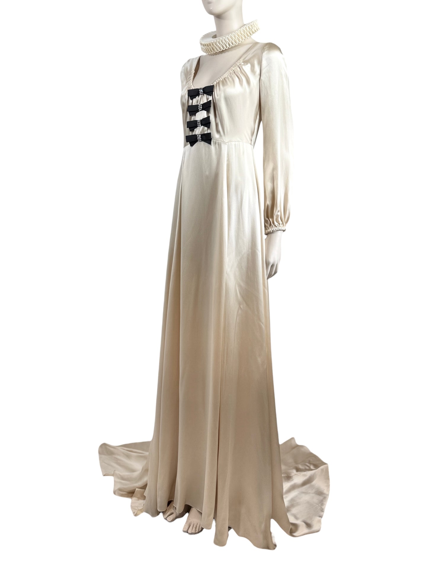 Gucci Unicum Alessandro Michele maxi collar dress
