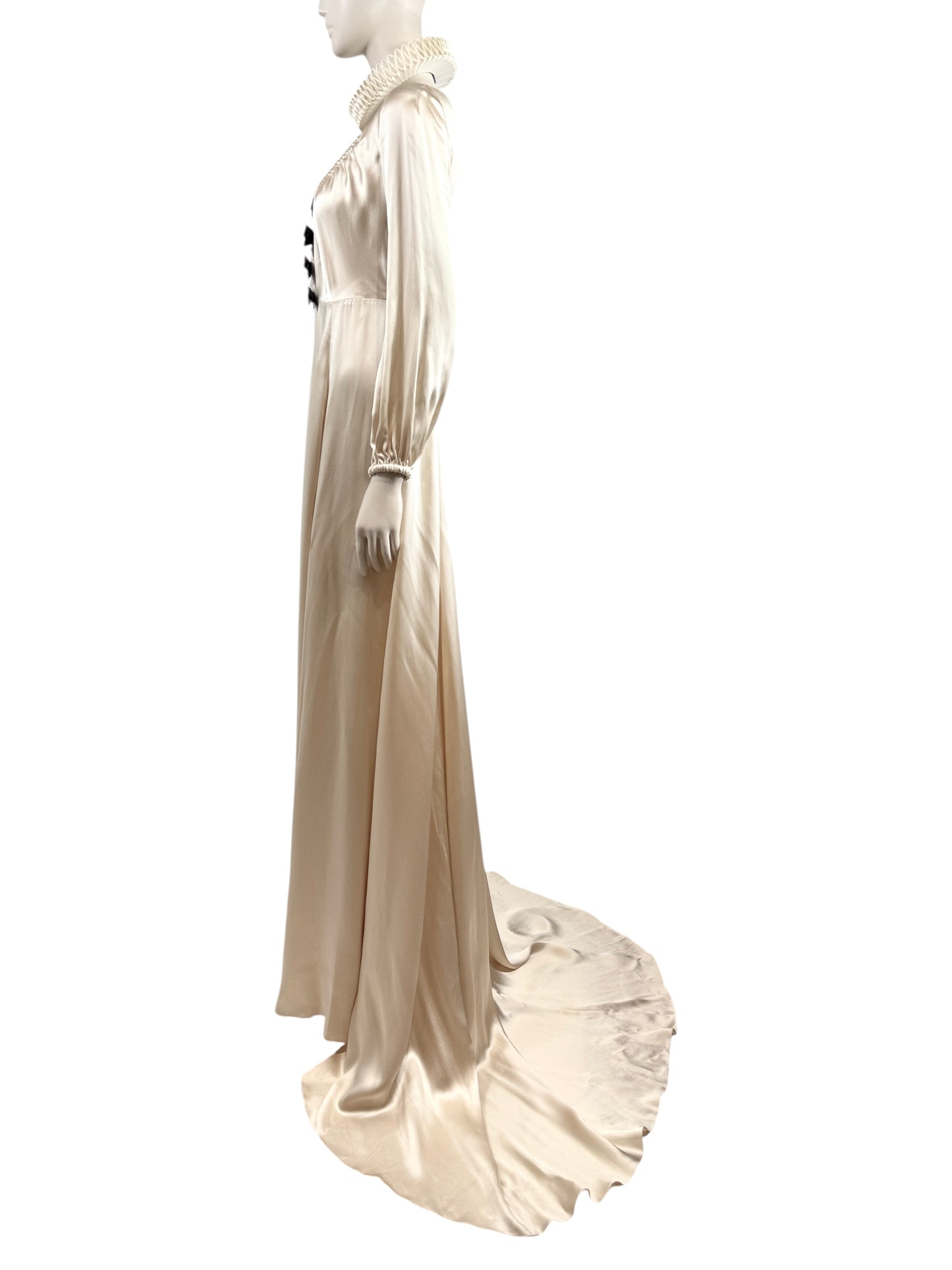 Gucci Unicum Alessandro Michele maxi collar dress