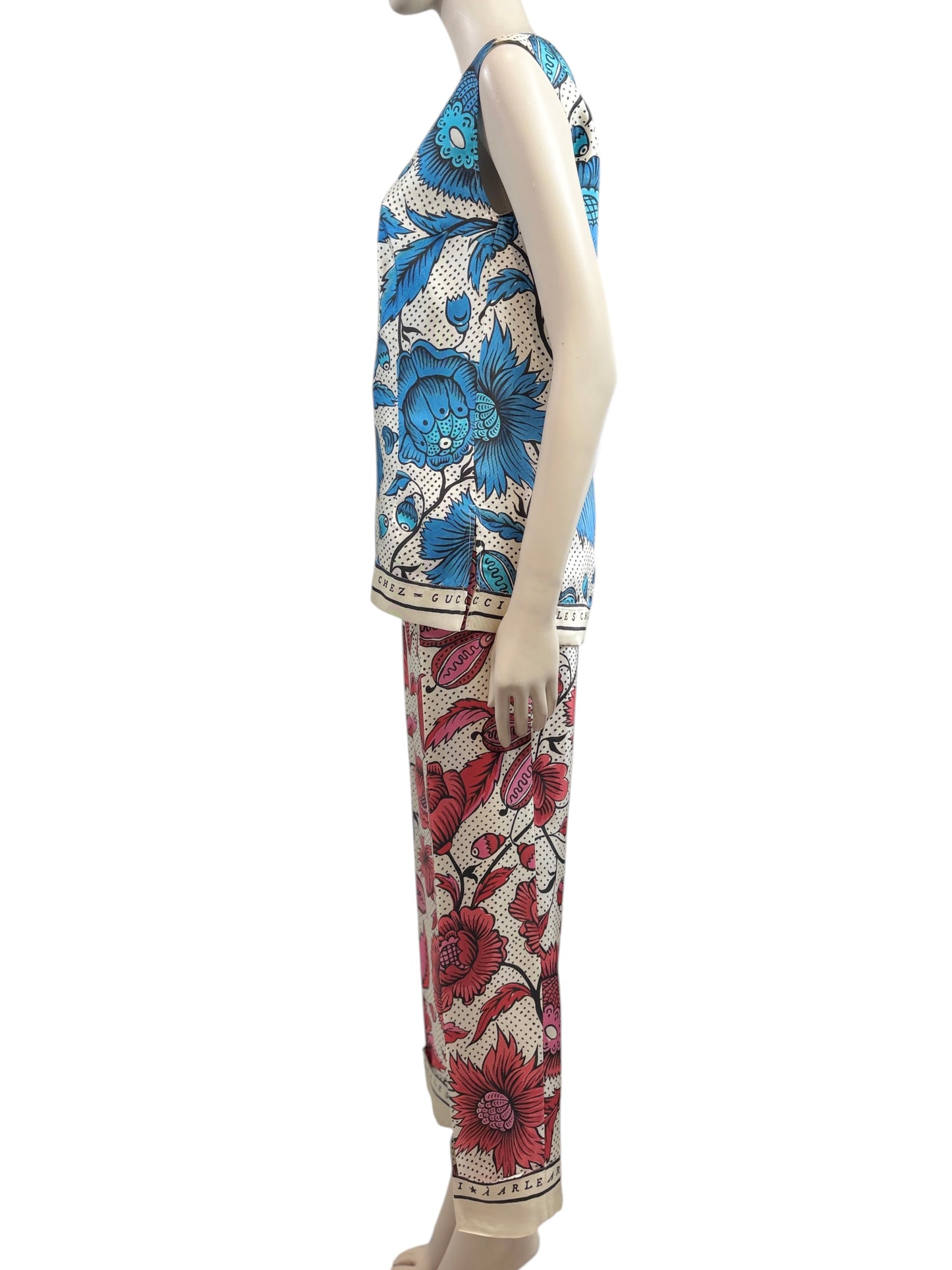 Gucci X Alessandro Michele
Resort 2019 Collection  Antoinette Poisson printed silk suit

