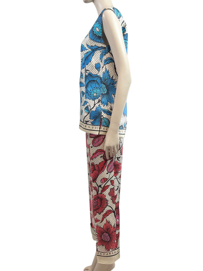 Gucci X Alessandro Michele
Resort 2019 Collection  Antoinette Poisson printed silk suit
