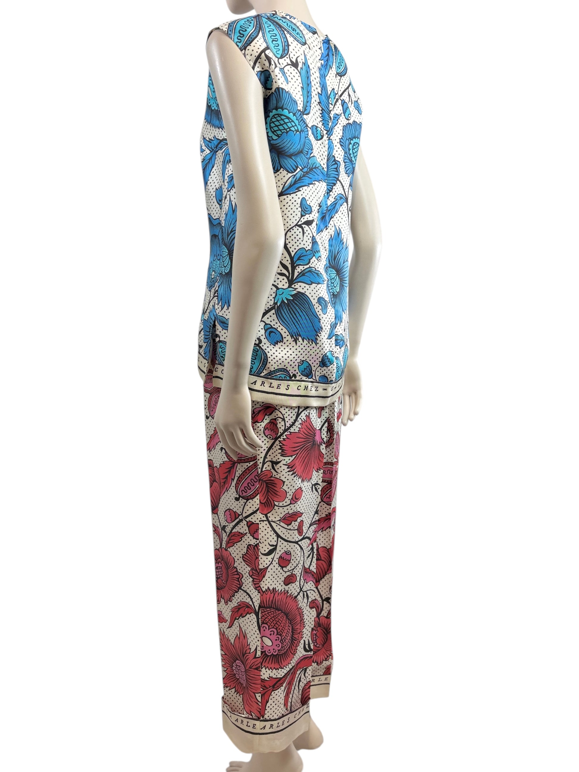Gucci X Alessandro Michele
Resort 2019 Collection  Antoinette Poisson printed silk suit
