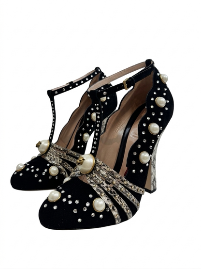 Gucci black velvet pumps pearls crystals