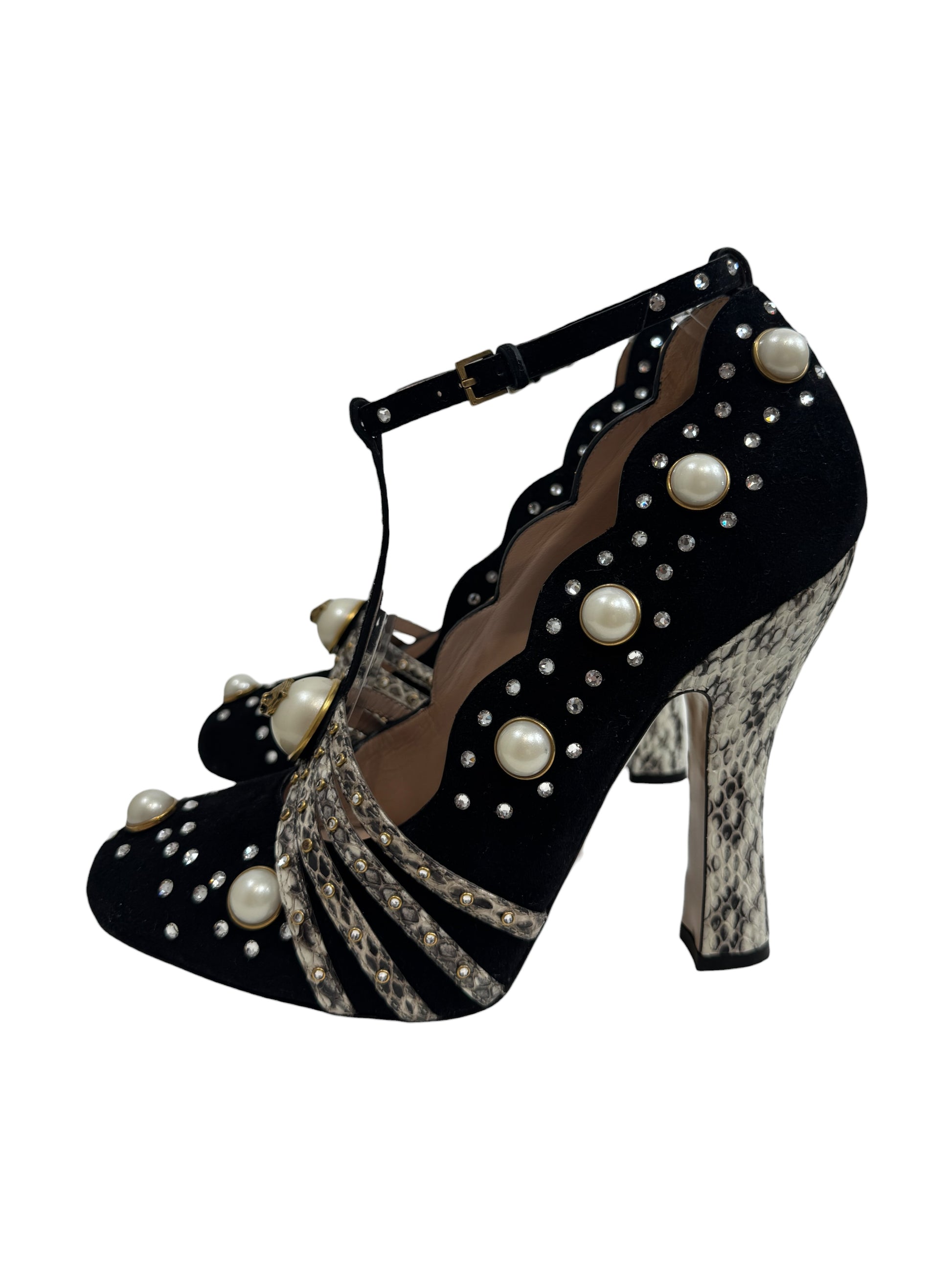 Gucci black velvet pumps pearls crystals