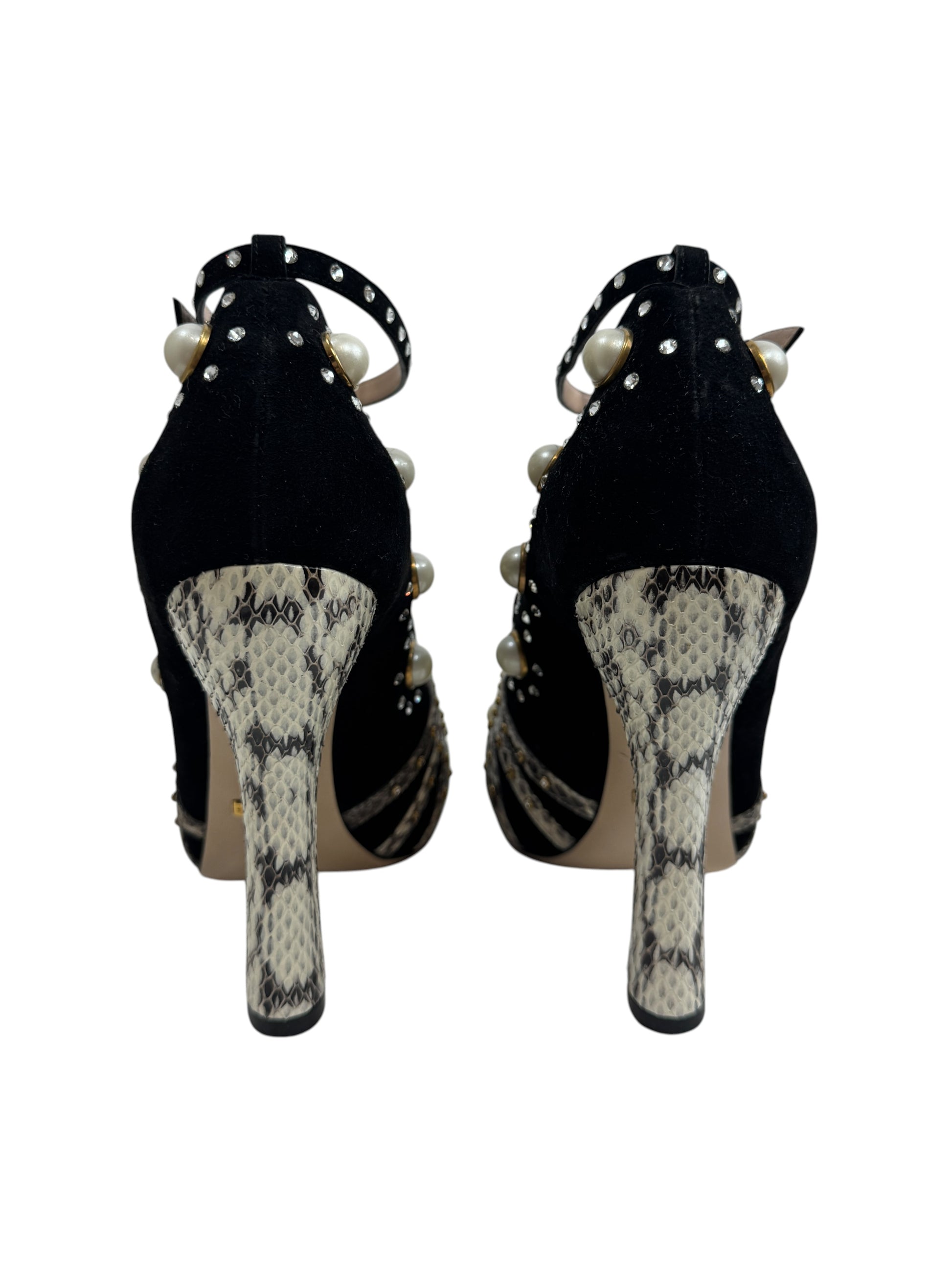 Gucci black velvet pumps pearls crystals